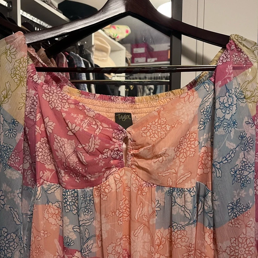 NWOT TAYLOR Floral Patchwork Print Sweetheart Neckline Maxi Dress SIZE 4 - Picture 5 of 7